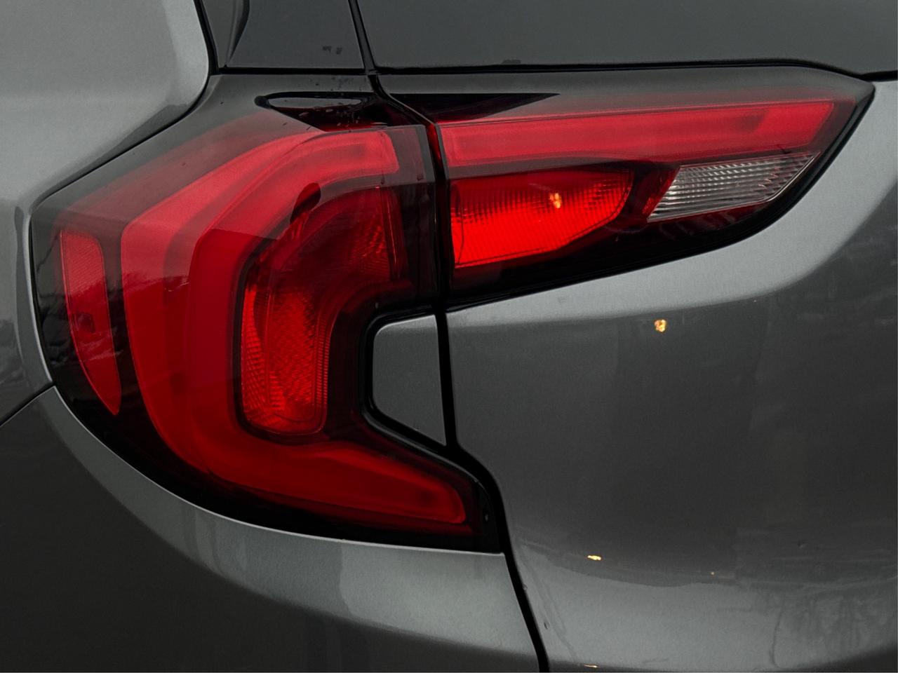 2020 GMC Terrain AWD HEATED SEATS REAR CAM WE FINANCE ALL CREDIT! Photo