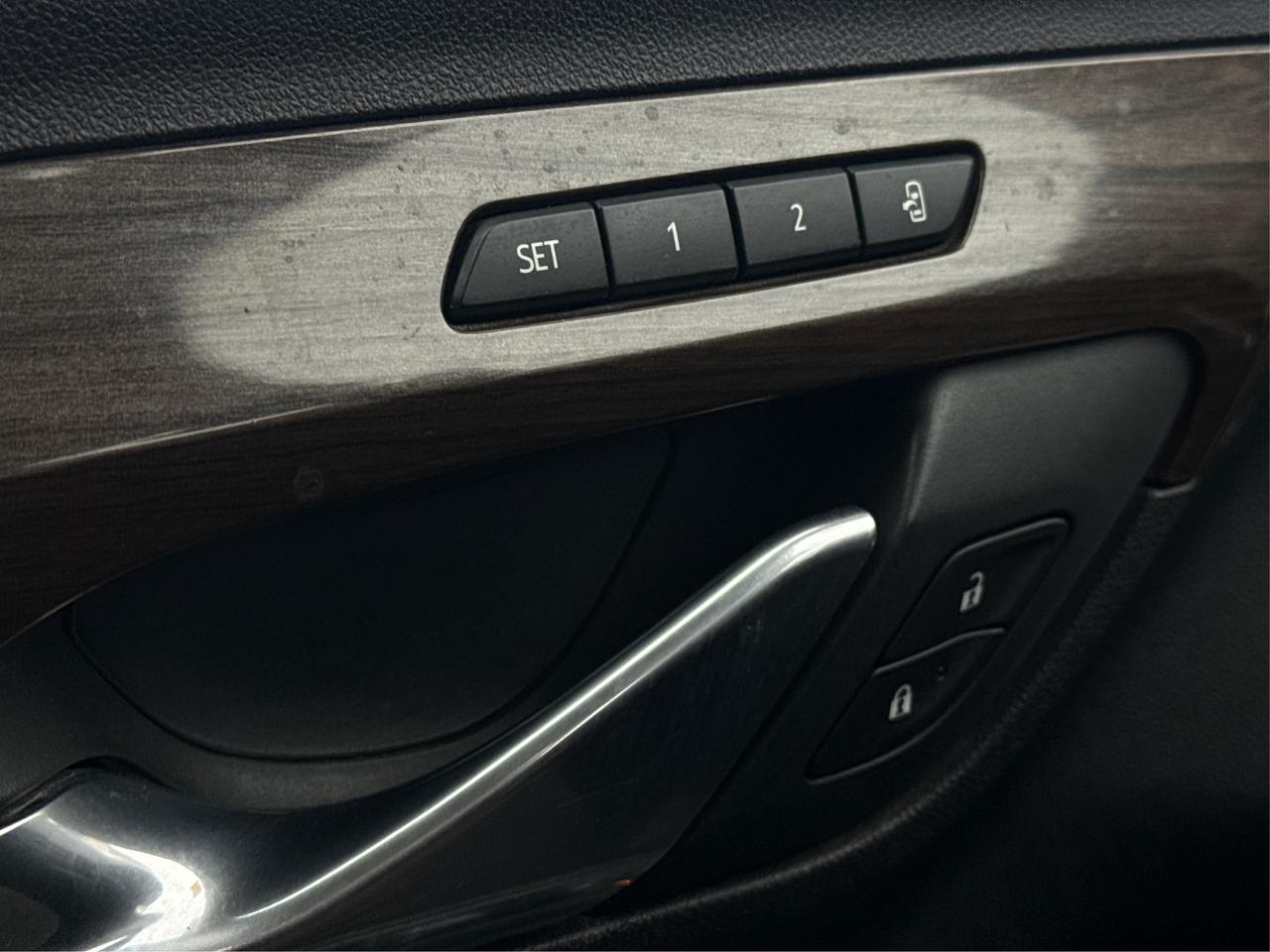 2020 GMC Terrain AWD HEATED SEATS REAR CAM WE FINANCE ALL CREDIT! Photo