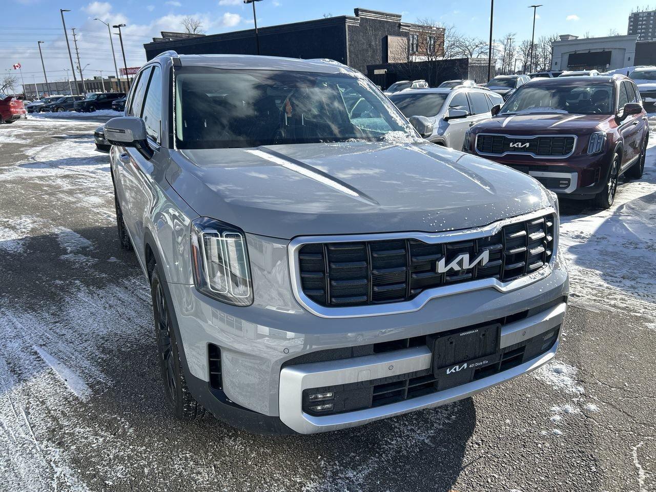 2024 Kia Telluride SX   Ultra-Low Mileage & Fully Loaded! Photo