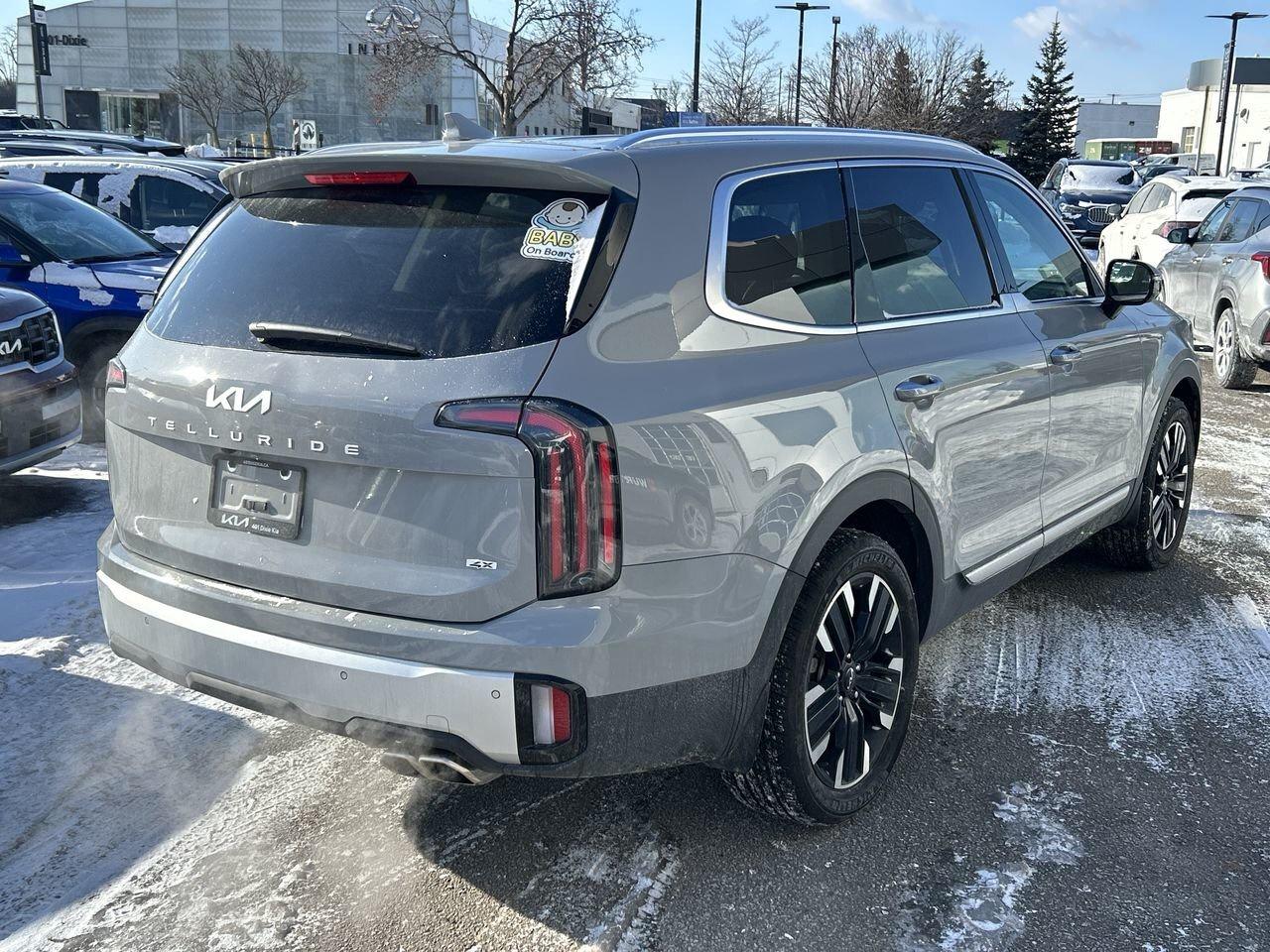 2024 Kia Telluride SX   Ultra-Low Mileage & Fully Loaded! Photo