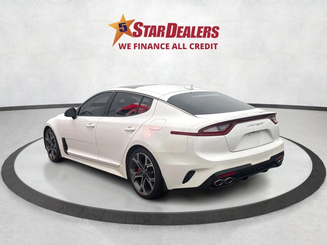 2018 Kia Stinger NAV PANO ROOF LEATHER CLEAN WE FINANCE ALL CREDIT! Photo4