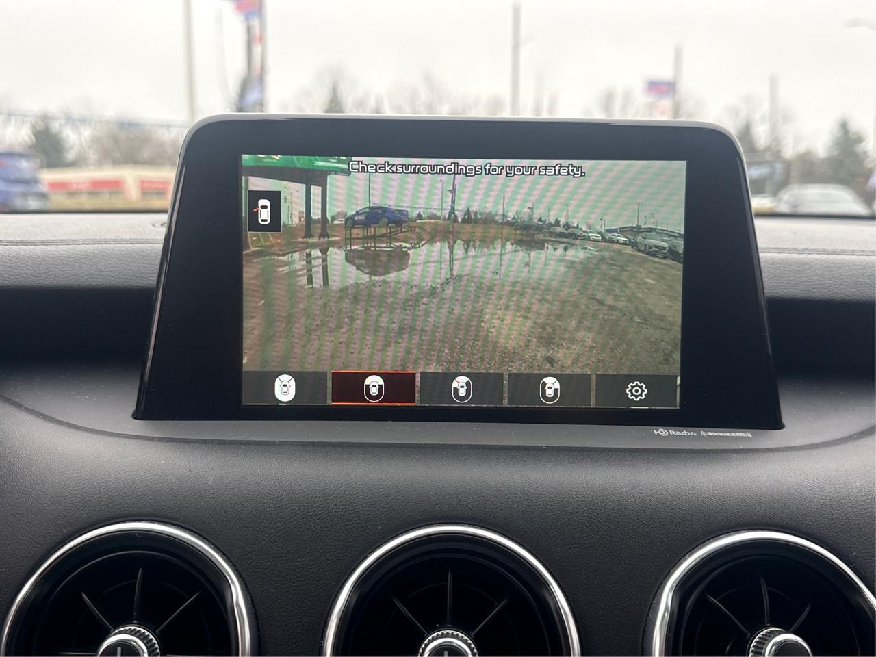 2018 Kia Stinger NAV PANO ROOF LEATHER CLEAN WE FINANCE ALL CREDIT! Photo