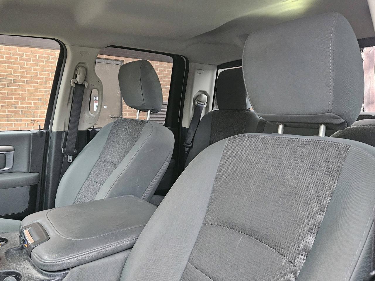 2016 RAM 1500 4WD Quad Cab 140.5 SLT, Diesel, Camera, Chrome Photo