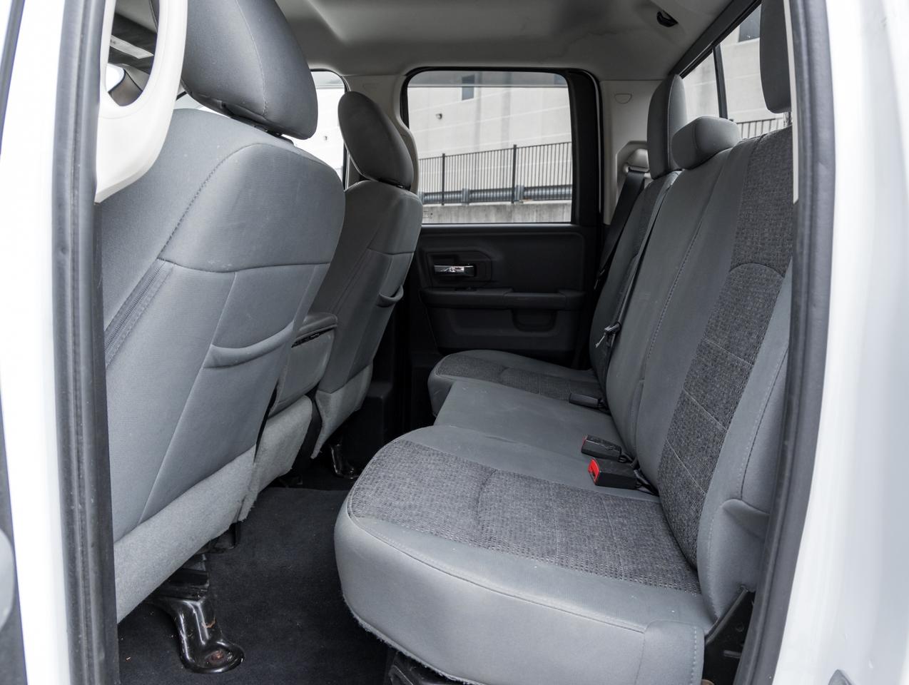 2016 RAM 1500 4WD Quad Cab 140.5 SLT, Diesel, Camera, Chrome Photo