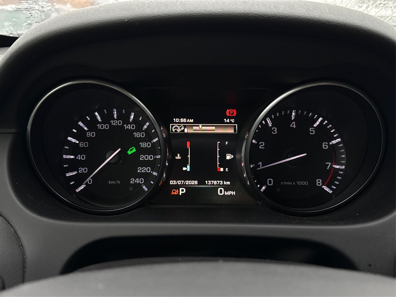 2016 Land Rover Discovery Sport AWD PANO ROOF HEATED SEATS WE FINANCE ALL CREDIT! Photo