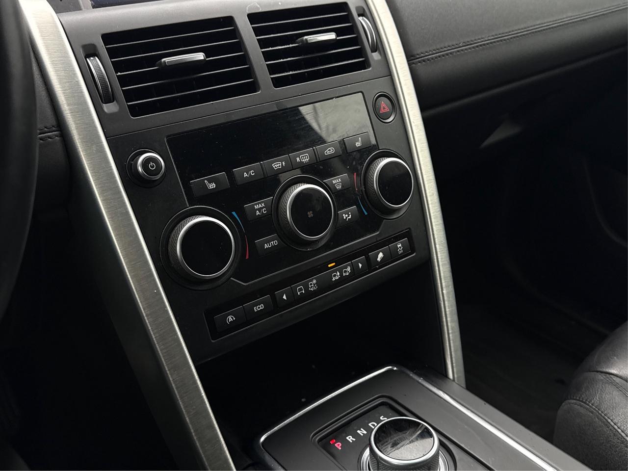 2016 Land Rover Discovery Sport AWD PANO ROOF HEATED SEATS WE FINANCE ALL CREDIT! Photo