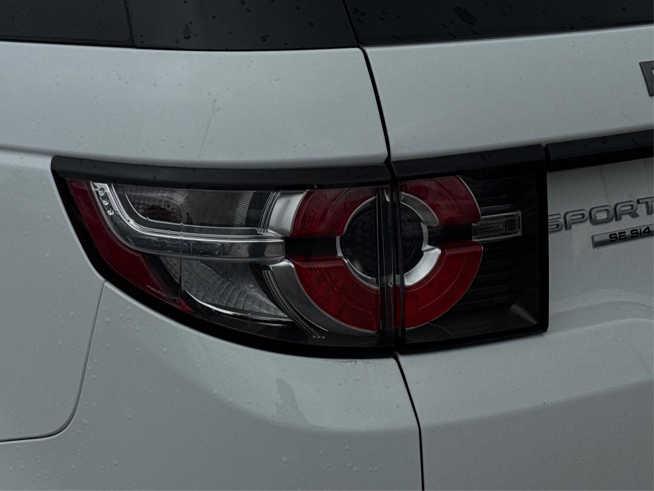 2016 Land Rover Discovery Sport AWD PANO ROOF HEATED SEATS WE FINANCE ALL CREDIT! Photo