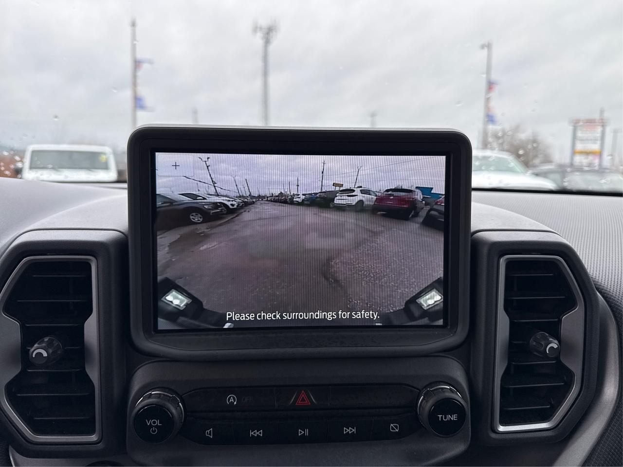 2024 Ford Bronco Sport AWD HEATED SEATS MINT WE FINANCE ALL CREDIT! Photo