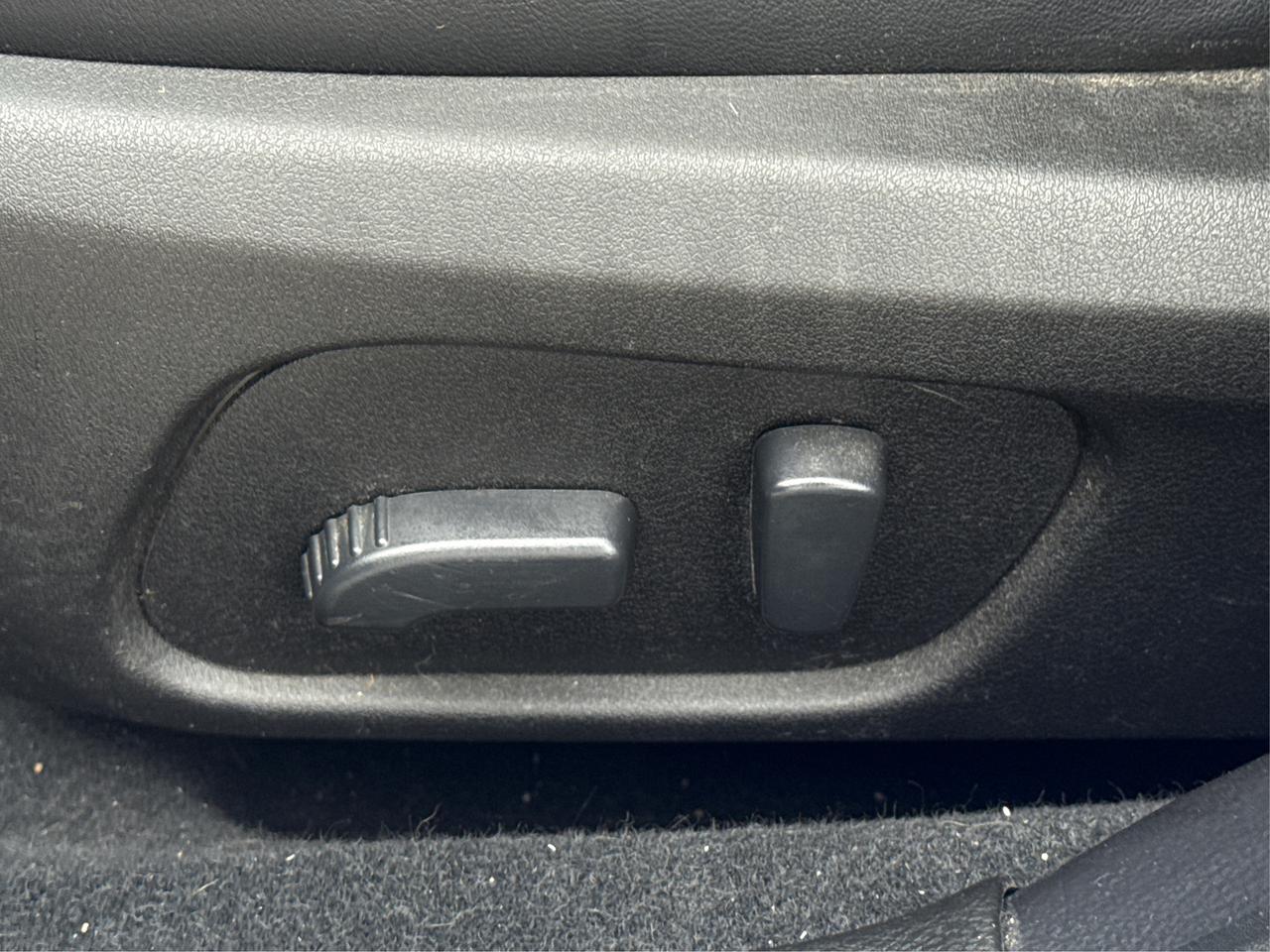 2016 Subaru WRX LEATHER SUNROOF HEATED SEATS WE FINANCE ALL CREDIT Photo