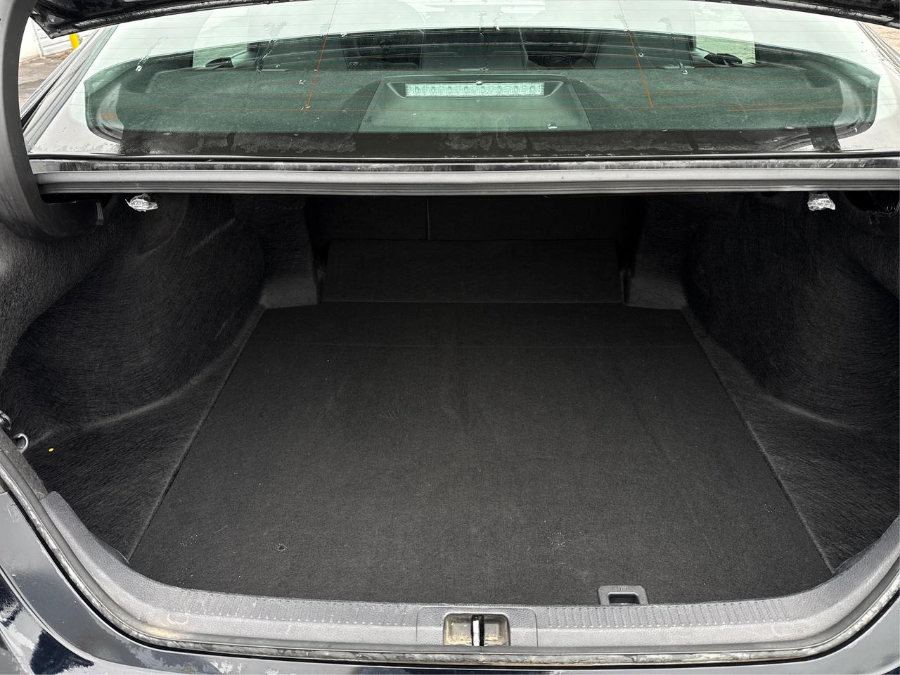 2023 Toyota Camry SE LEATHER MINT LOADED! WE FINANCE ALL CREDIT! Photo