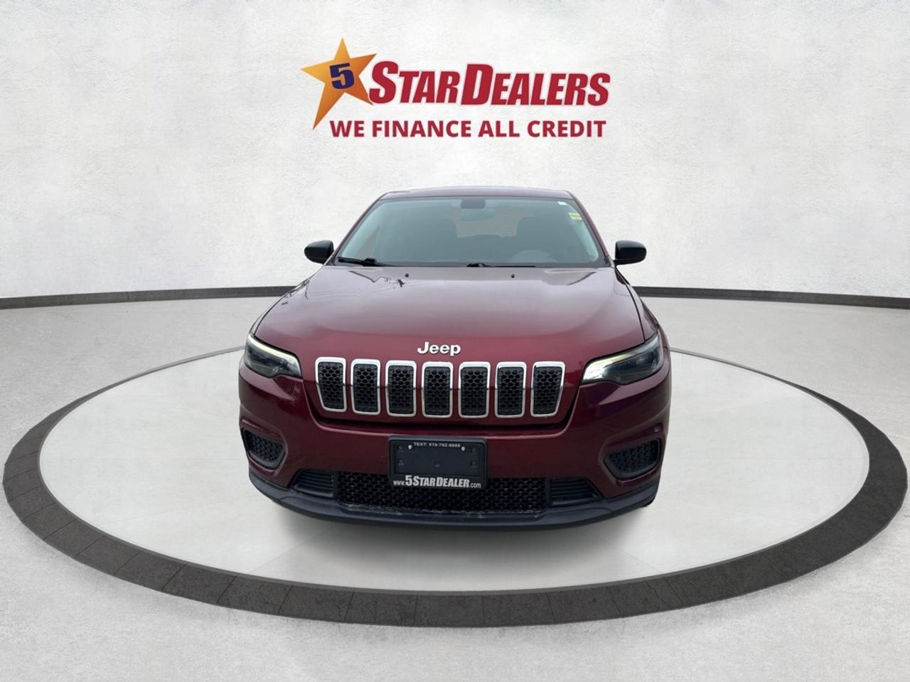 2020 Jeep Cherokee AWD HEATED SEATS REAR CAM WE FINANCE ALL CREDIT Photo