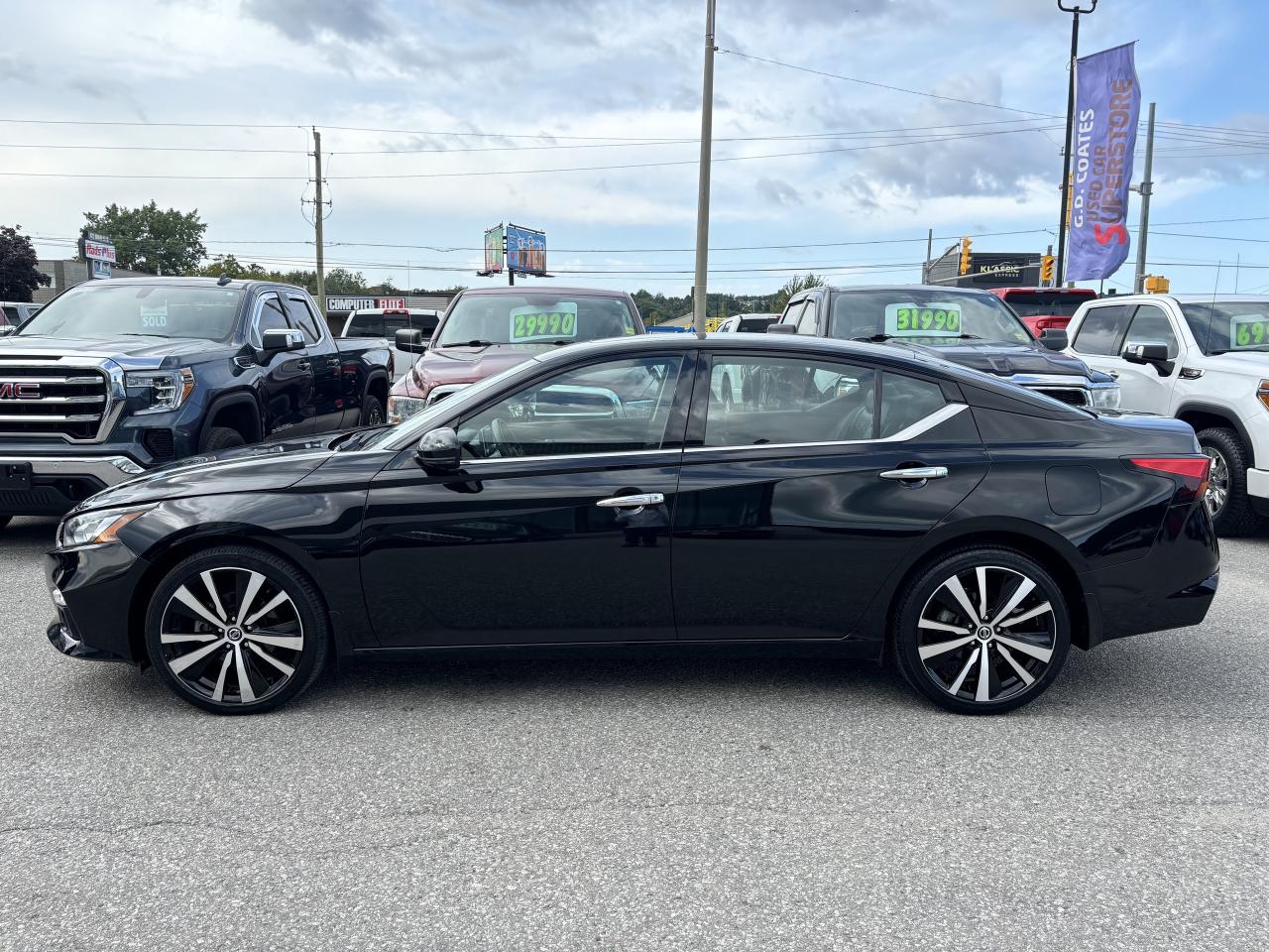 2022 Nissan Altima Platinum AWD ~Nav ~Cam ~Leather ~Bluetooth ~Roof Photo