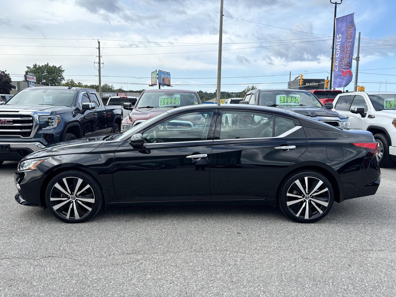 2022 Nissan Altima Platinum AWD ~Nav ~Cam ~Leather ~Bluetooth ~Roof Photo