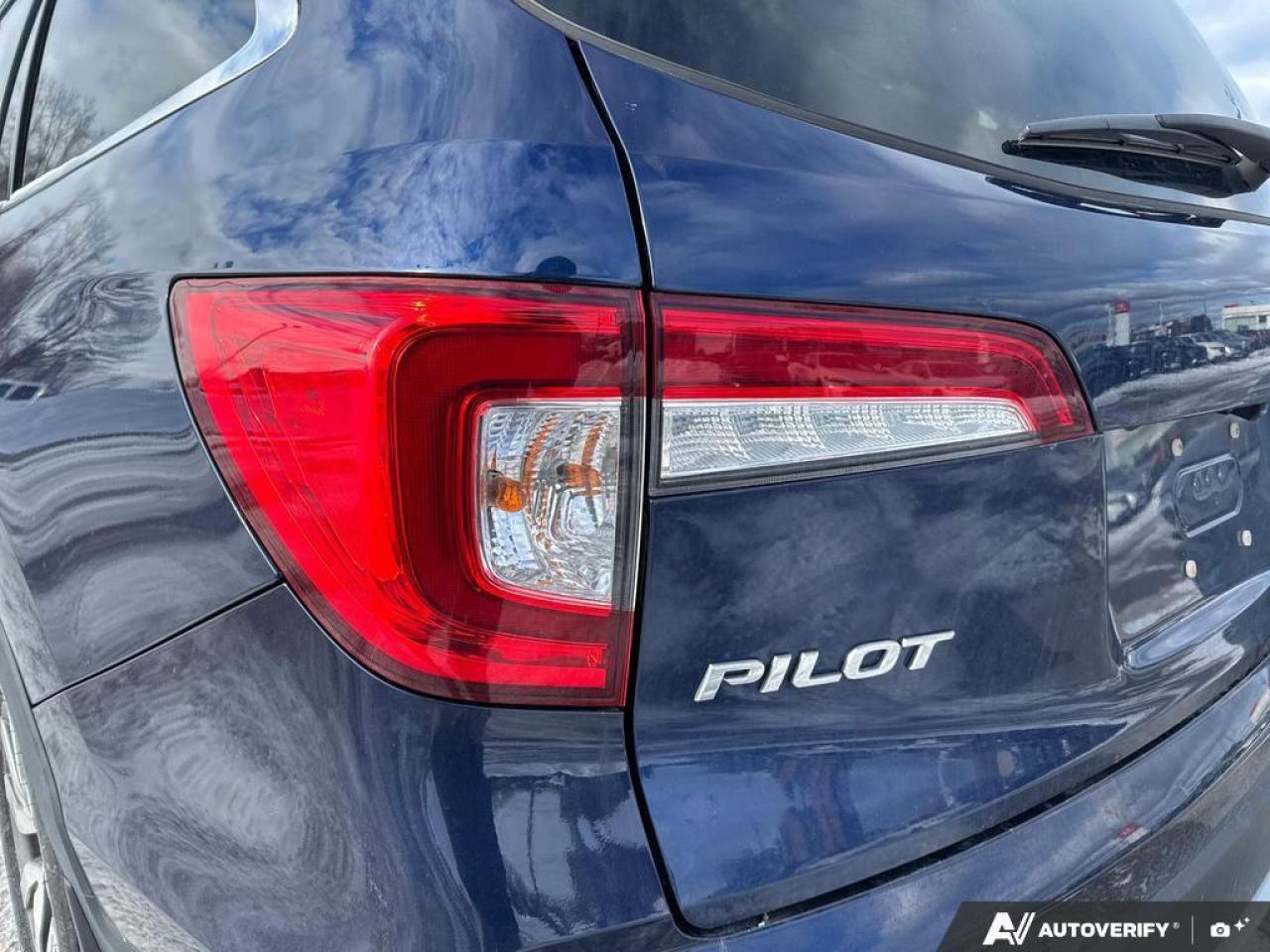 2021 Honda Pilot EX AWD   HTD WHEEL   SUNROOF   ONE OWNER Photo