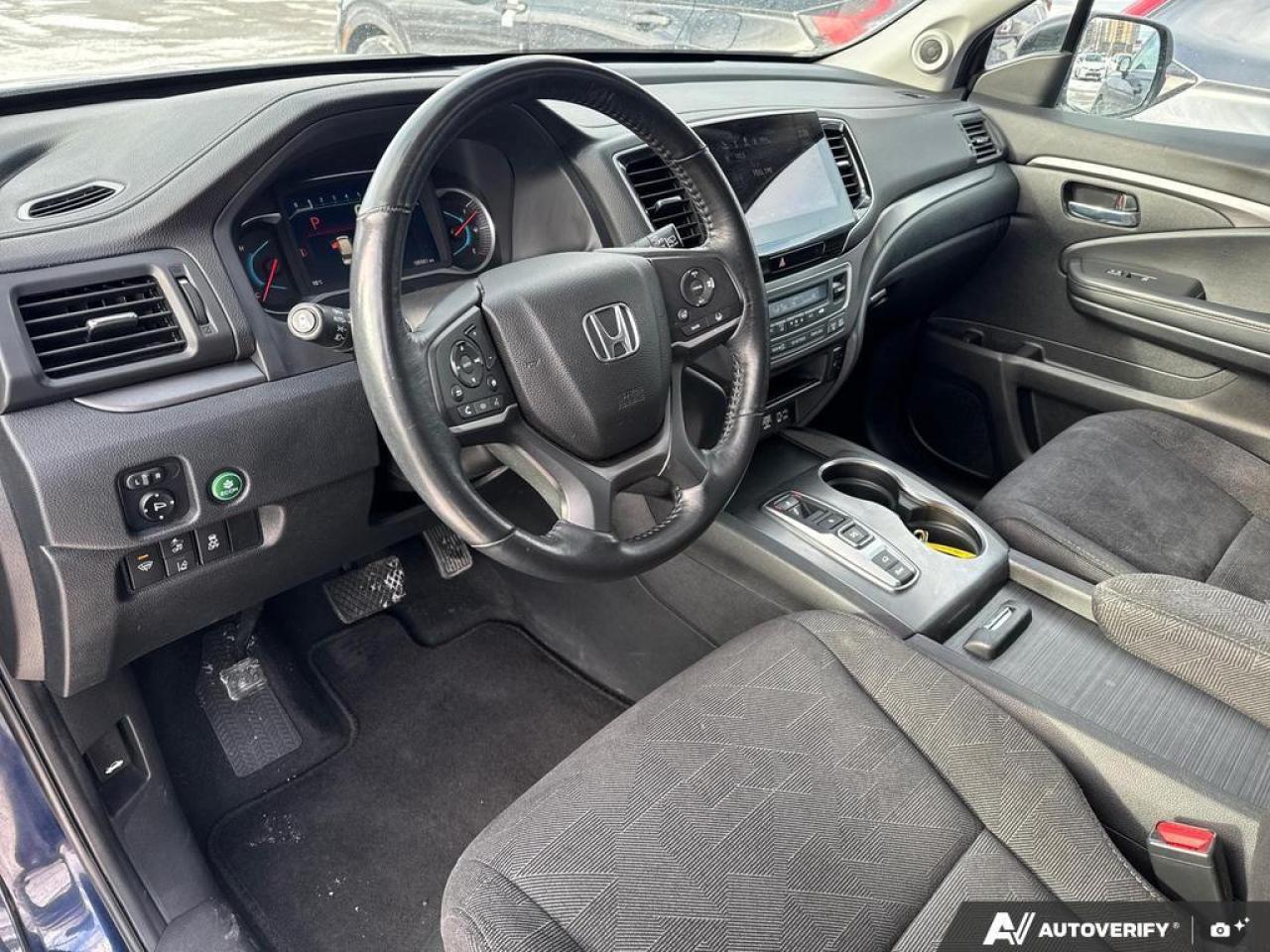 2021 Honda Pilot EX AWD   HTD WHEEL   SUNROOF   ONE OWNER Photo