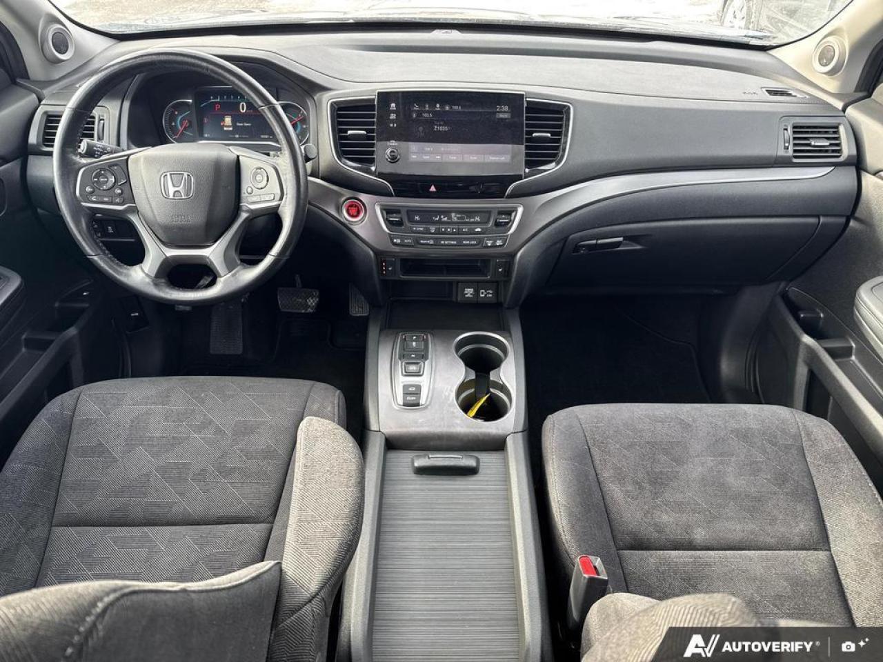 2021 Honda Pilot EX AWD   HTD WHEEL   SUNROOF   ONE OWNER Photo