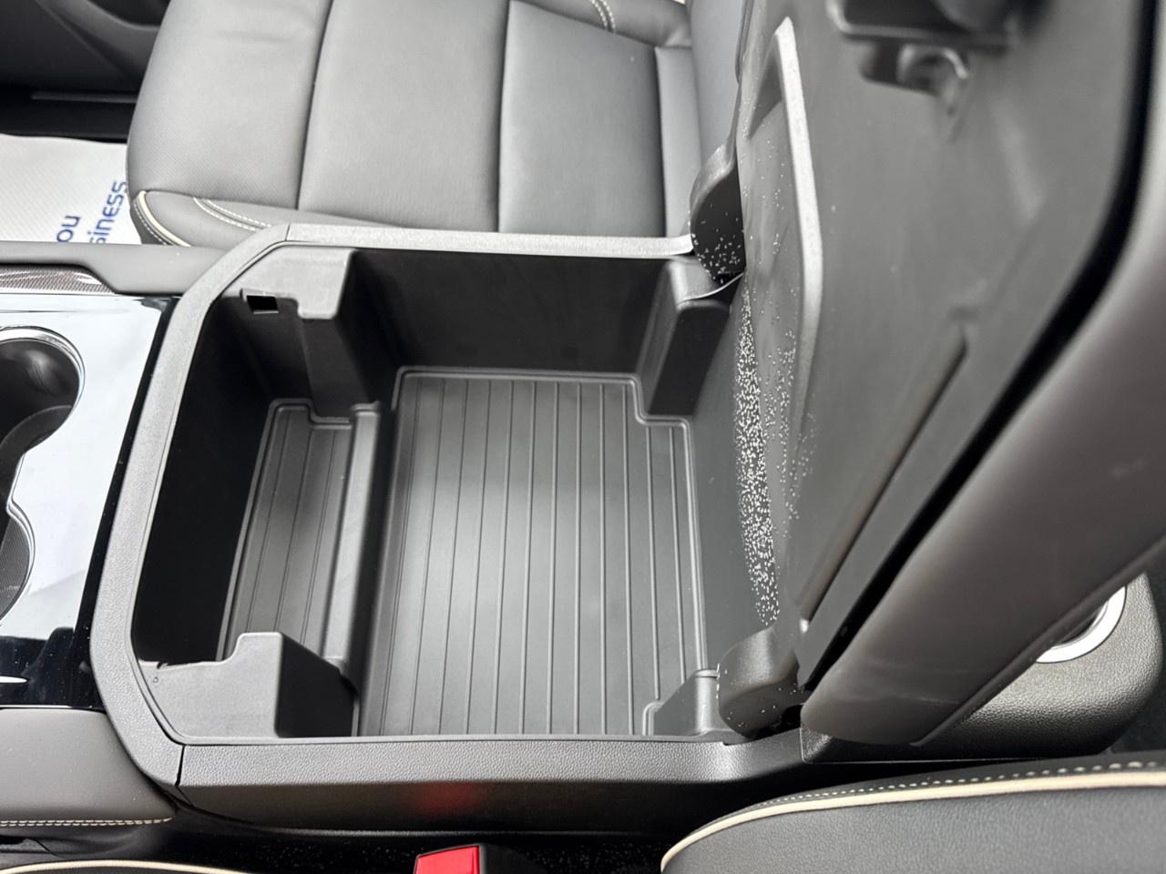 2026 GMC Yukon 4WD 4dr Elevation Photo