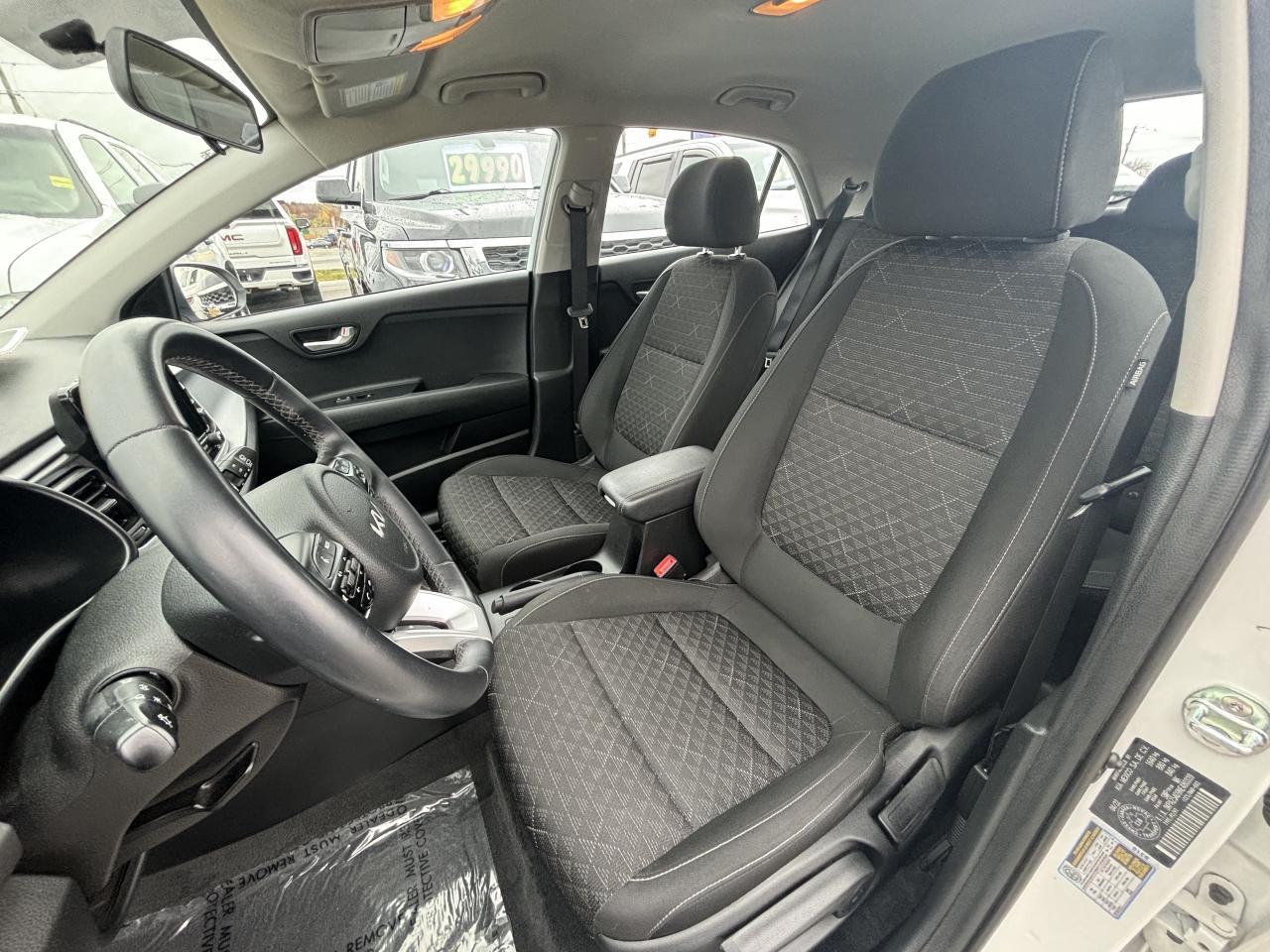 2022 Kia Rio LX+ ~Heated Seats ~Camera ~CarPlay ~Keyless ~A/C Photo