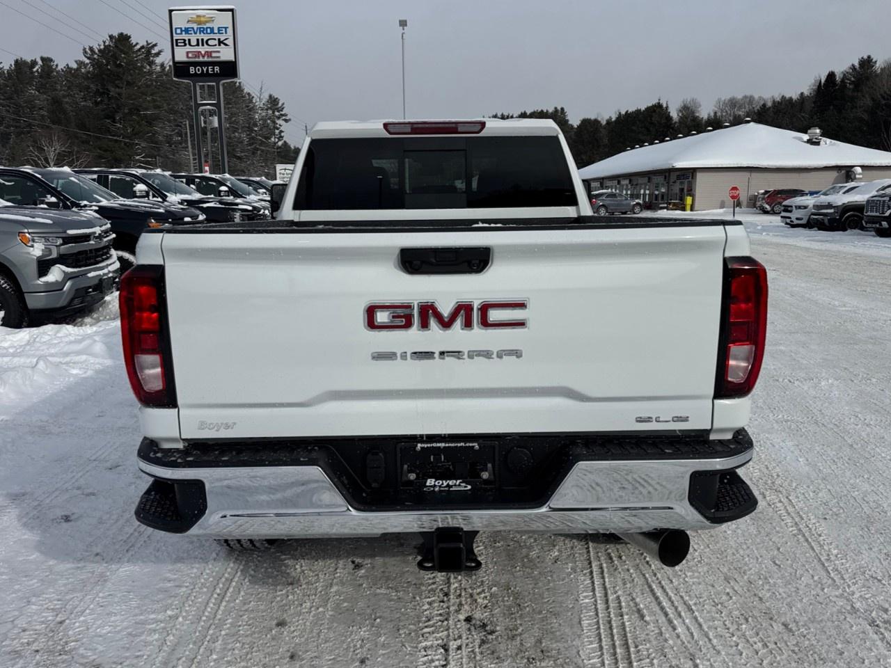 2026 GMC SIERRA 2500HD Crew Cab Standard Box 4-Wheel Drive SLE Photo