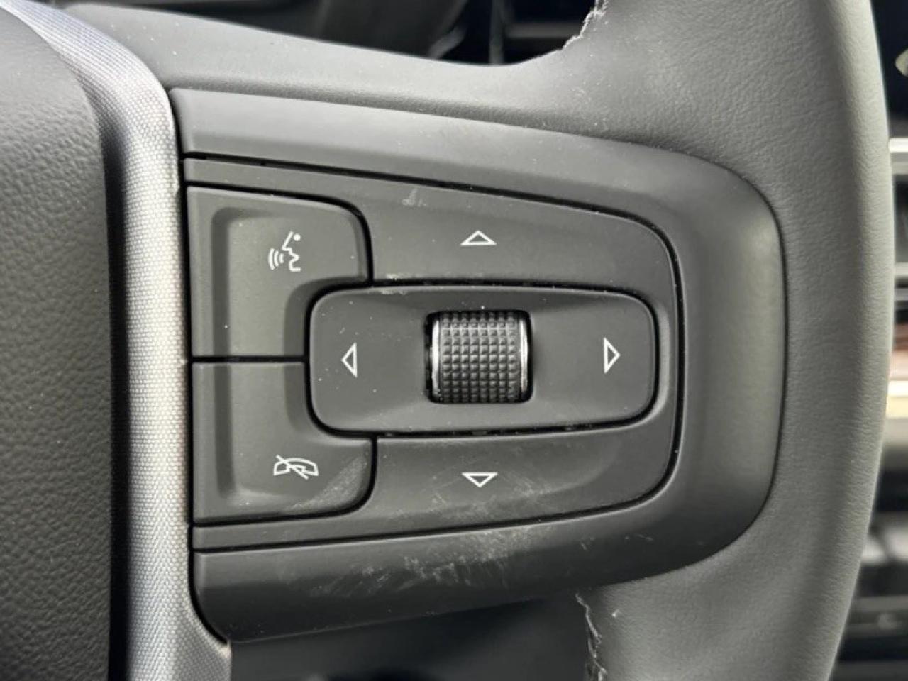 2026 GMC SIERRA 2500HD Crew Cab Standard Box 4-Wheel Drive SLE Photo