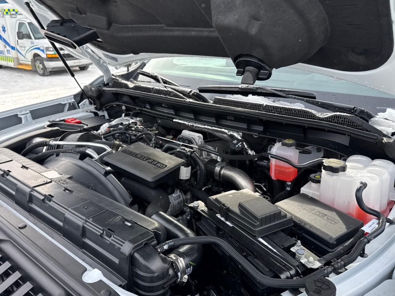 2026 GMC SIERRA 2500HD Crew Cab Standard Box 4-Wheel Drive SLE Photo