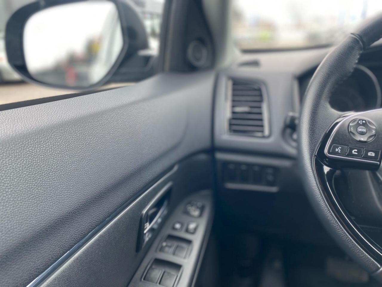 2023 Mitsubishi RVR SE AWD ~Heated Seats ~Camera ~Bluetooth ~Alloys Photo