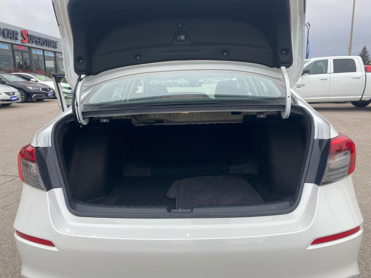 2022 Honda Civic LX ~Heated Seats ~Backup Camera ~Bluetooth Photo4