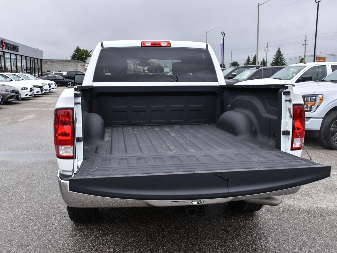 2022 RAM 1500 Classic SLT Crew Cab 4x4 ~Heated Mirrors ~Bluetooth ~Cam Photo