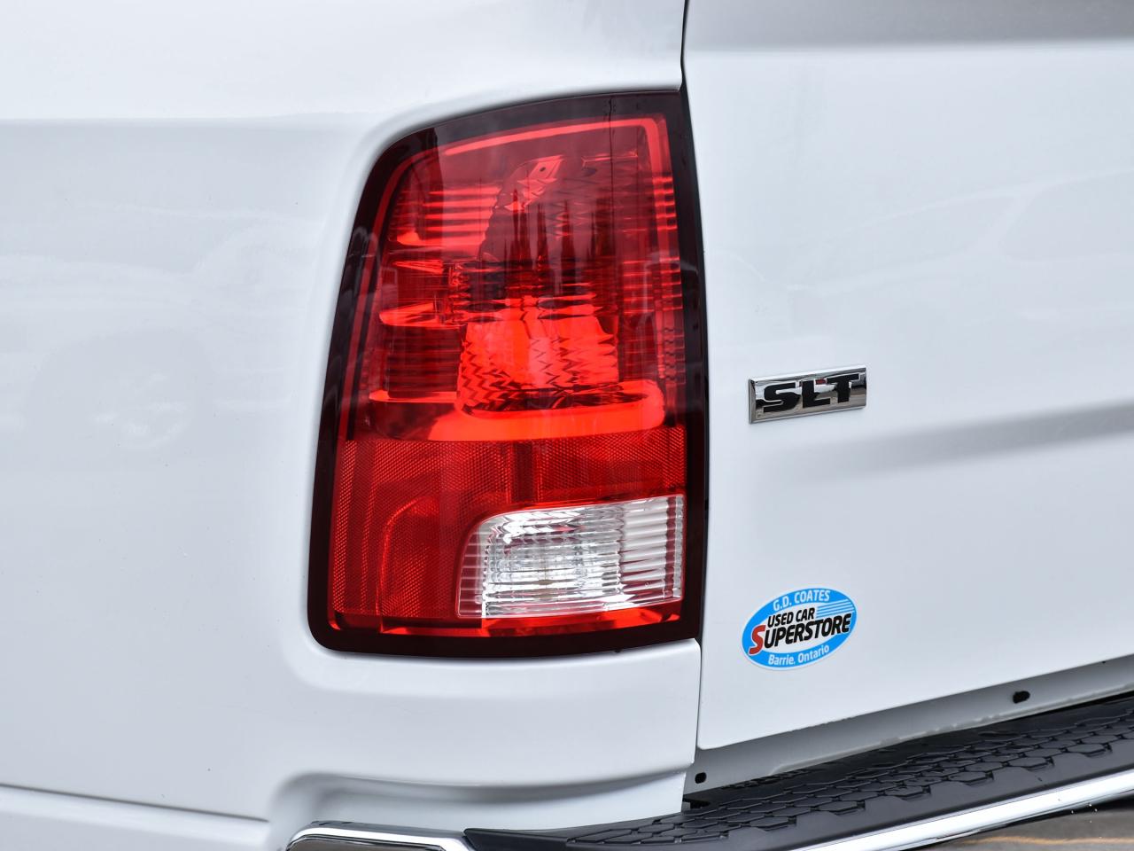 2022 RAM 1500 Classic SLT Crew Cab 4x4 ~Heated Mirrors ~Bluetooth ~Cam Photo