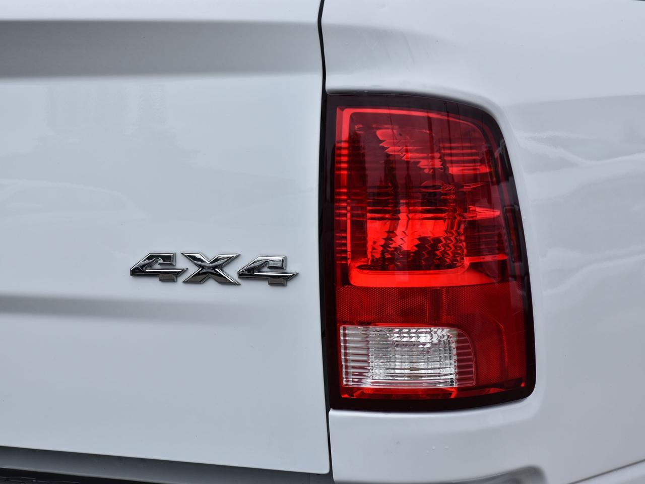 2022 RAM 1500 Classic SLT Crew Cab 4x4 ~Heated Mirrors ~Bluetooth ~Cam Photo