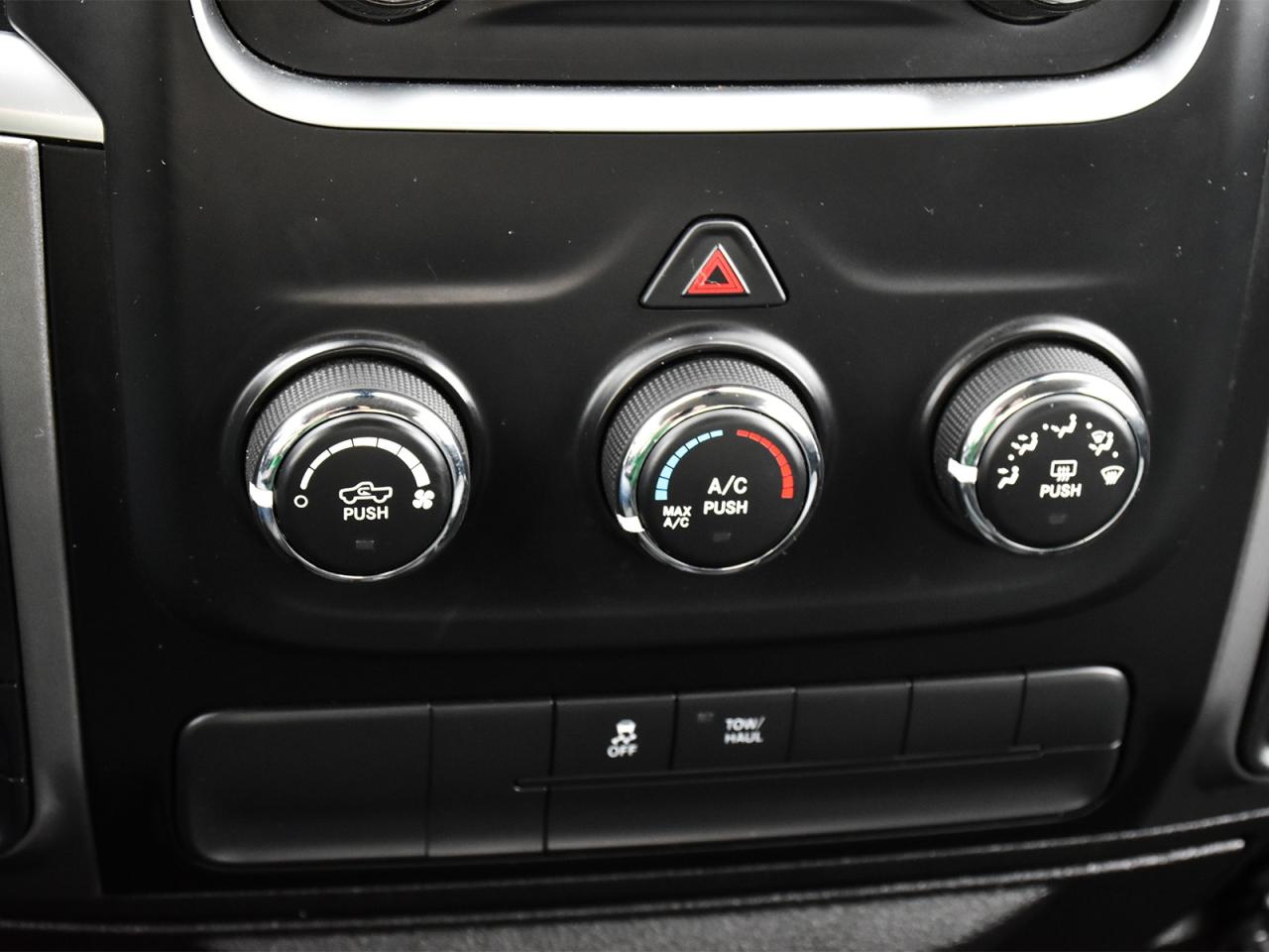 2022 RAM 1500 Classic SLT Crew Cab 4x4 ~Backup Camera ~Bluetooth ~20's Photo