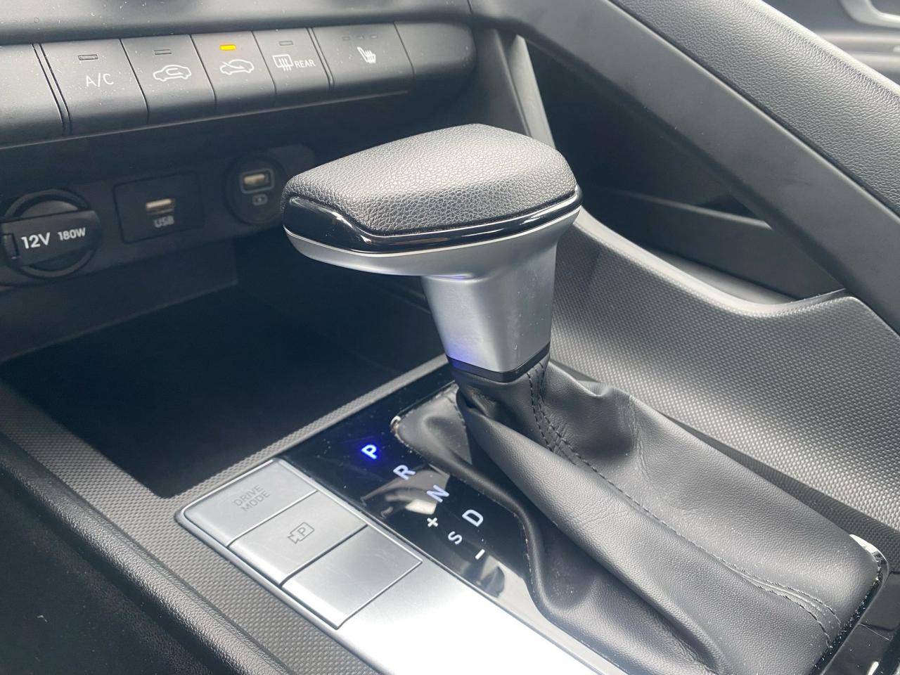 2022 Hyundai Elantra Essential ~Heated Seats ~Alloys ~Bluetooth ~Cam Photo