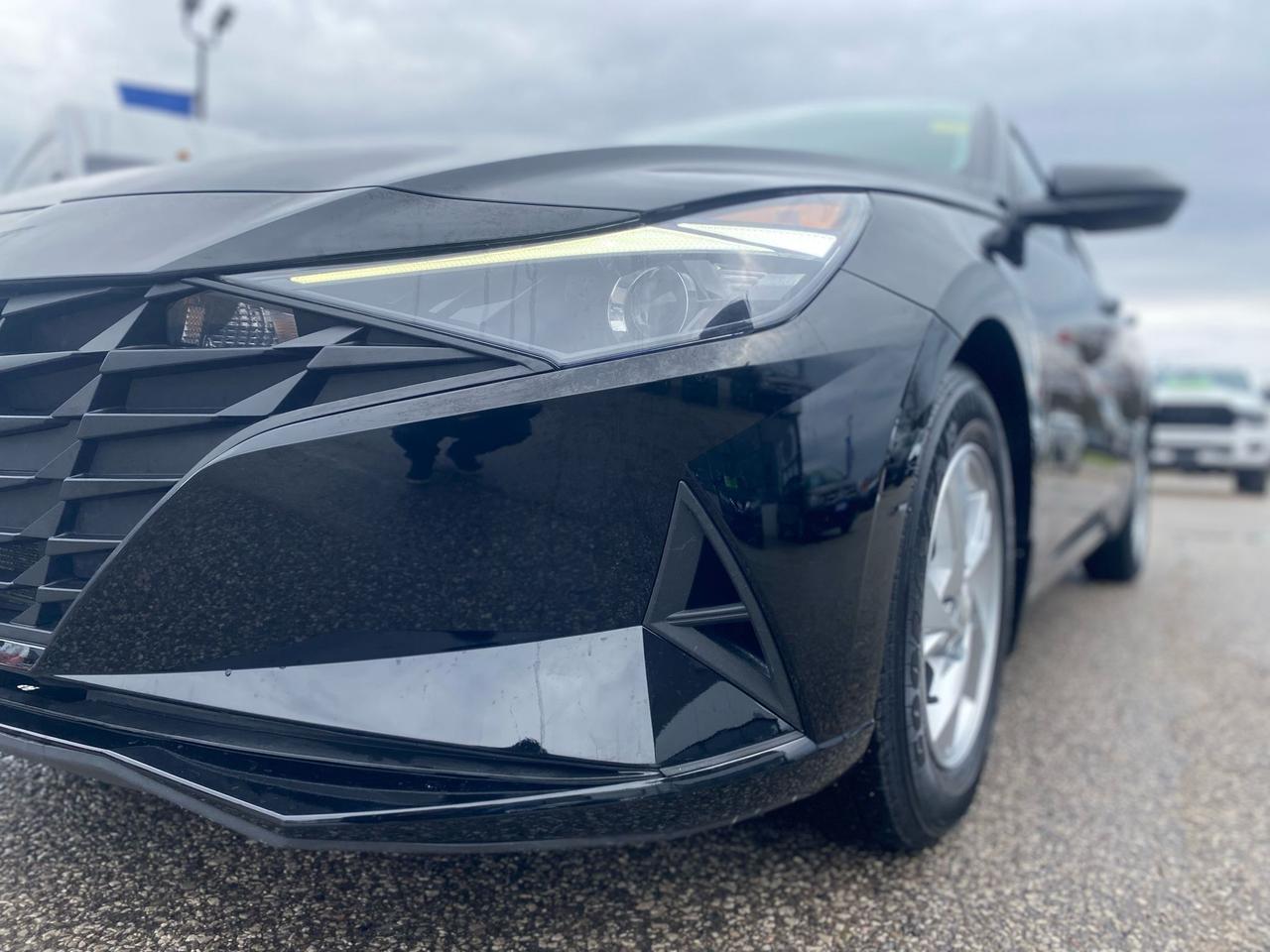 2022 Hyundai Elantra Essential ~Heated Seats ~Alloys ~Bluetooth ~Cam Photo