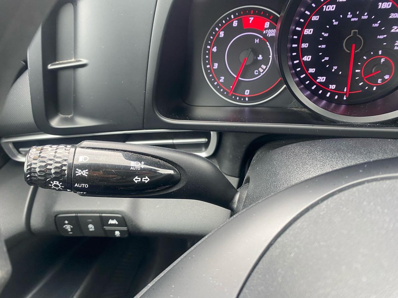 2022 Hyundai Elantra Essential ~Heated Seats ~Alloys ~Bluetooth ~Cam Photo