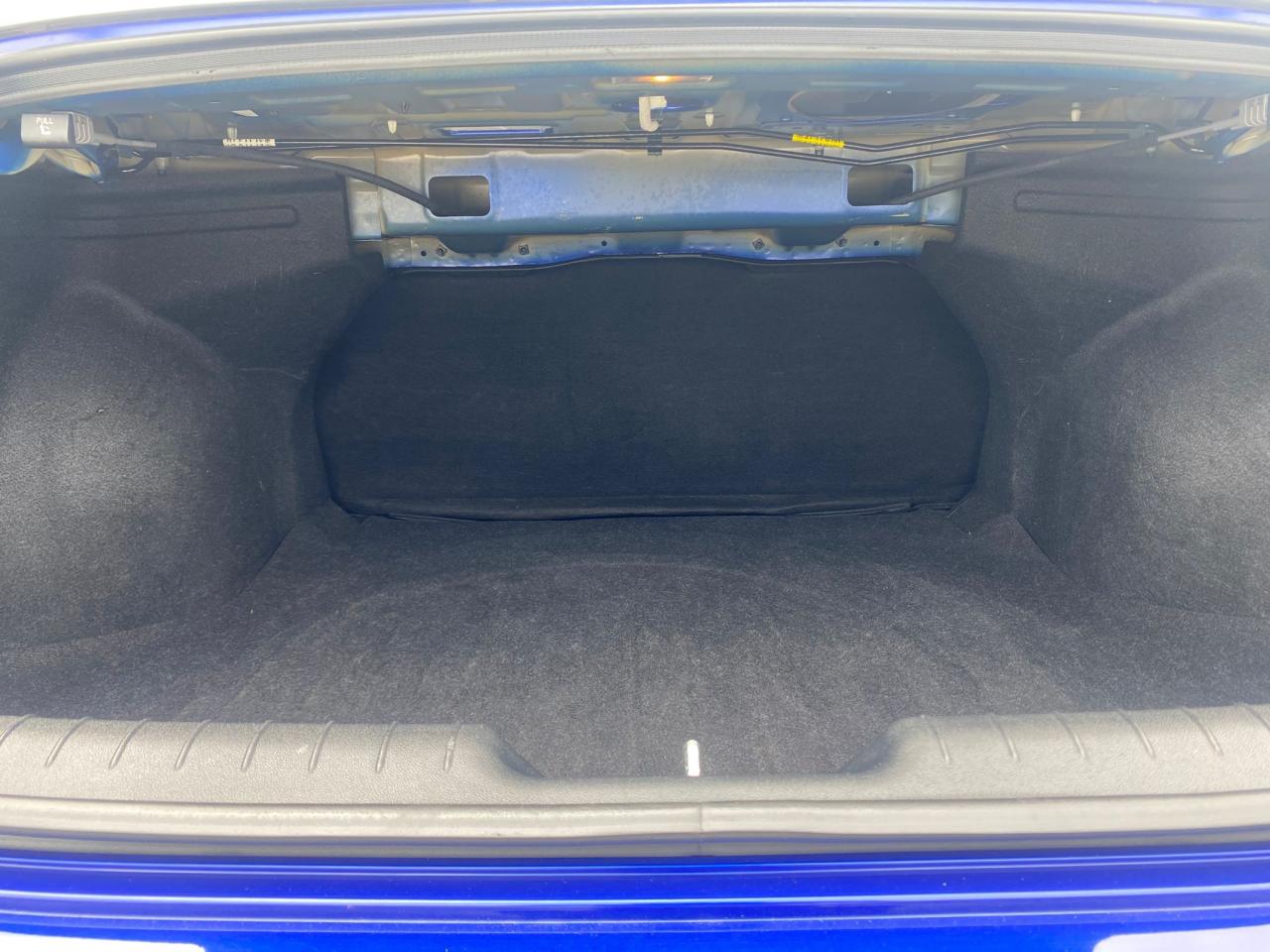 2022 Hyundai Elantra Preferred ~Heated Seats + Wheel ~Camera ~Moonroof Photo