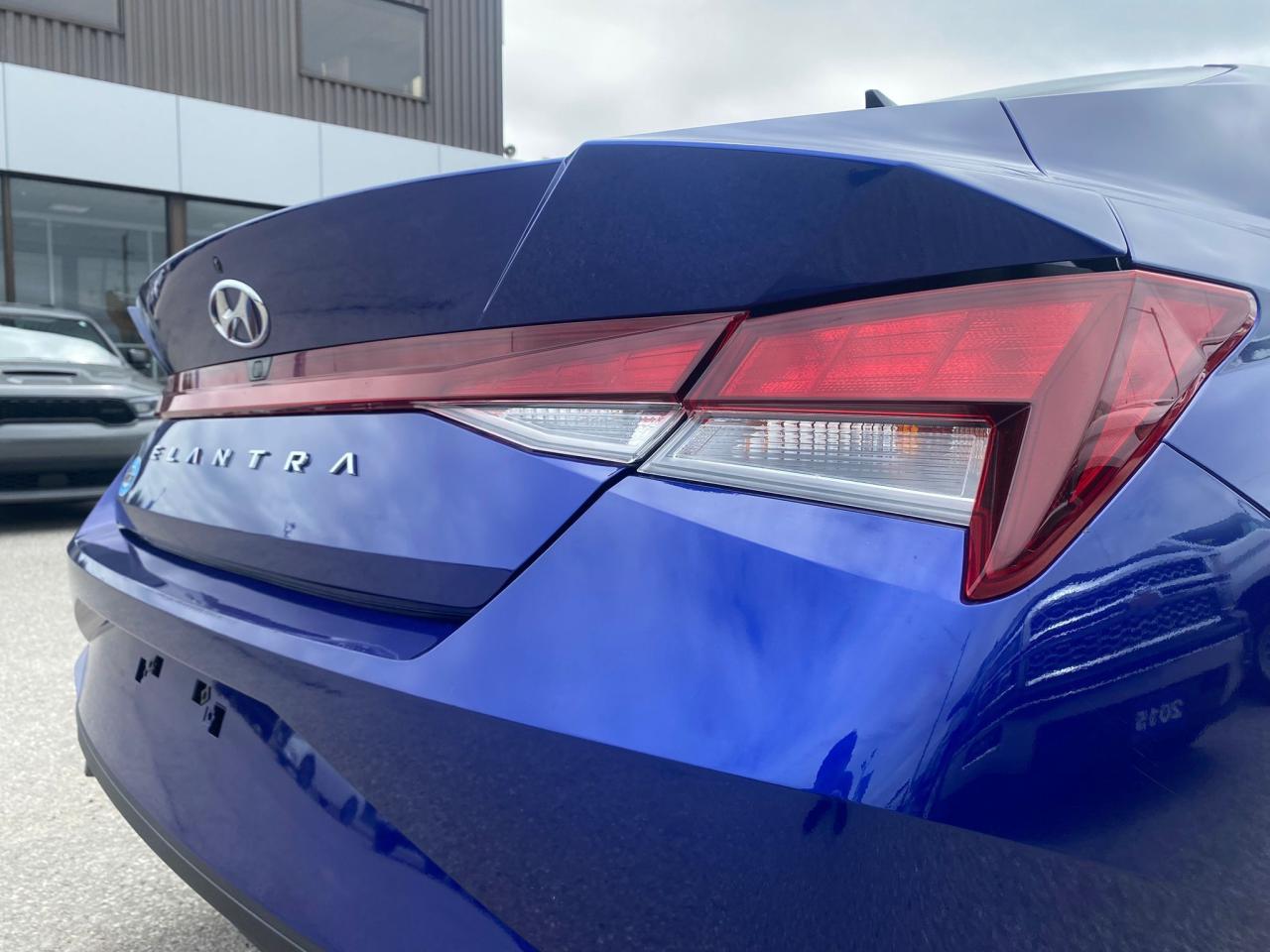 2022 Hyundai Elantra Preferred ~Heated Seats + Wheel ~Camera ~Moonroof Photo