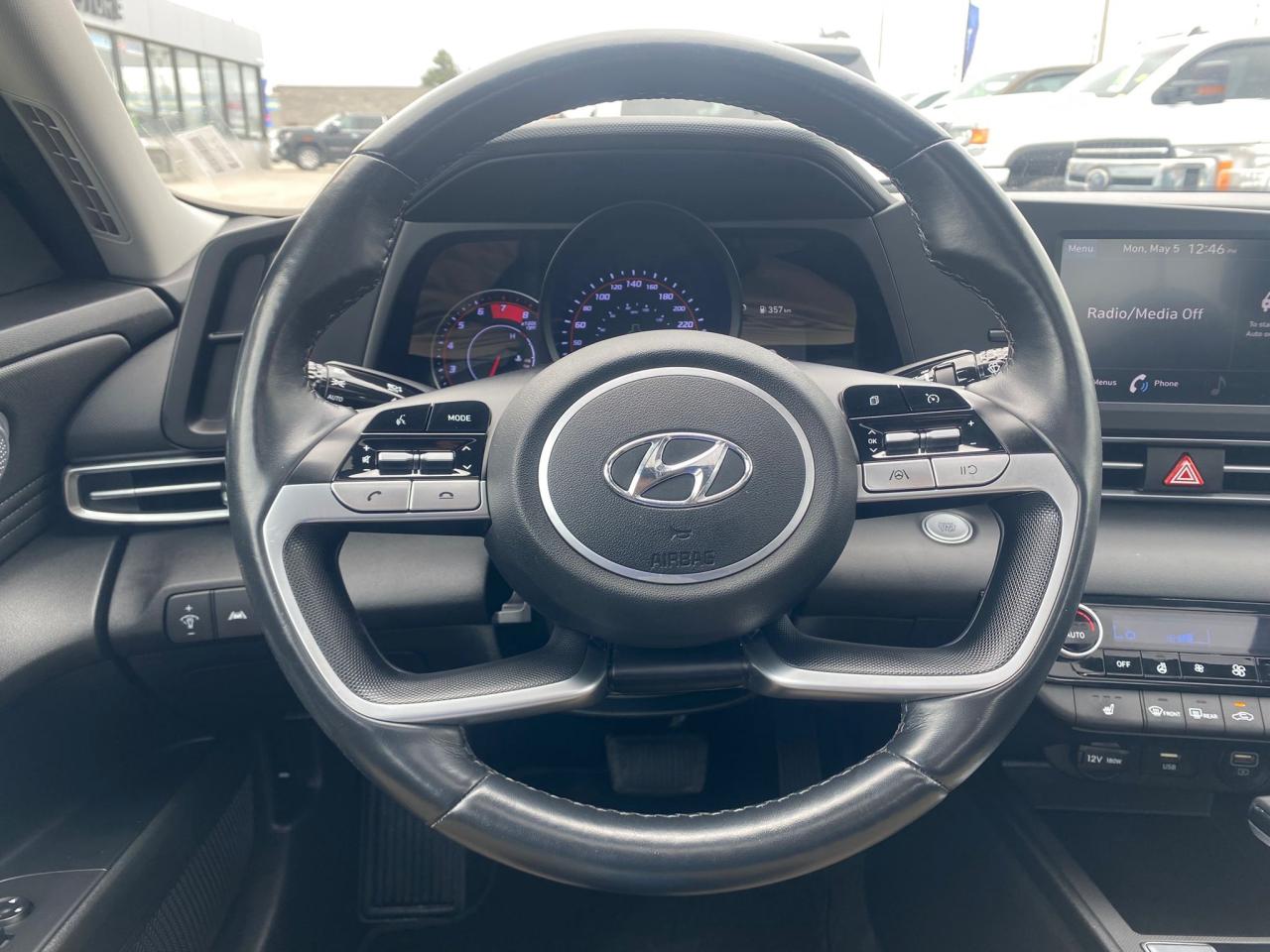 2022 Hyundai Elantra Preferred ~Heated Seats + Wheel ~Camera ~Moonroof Photo