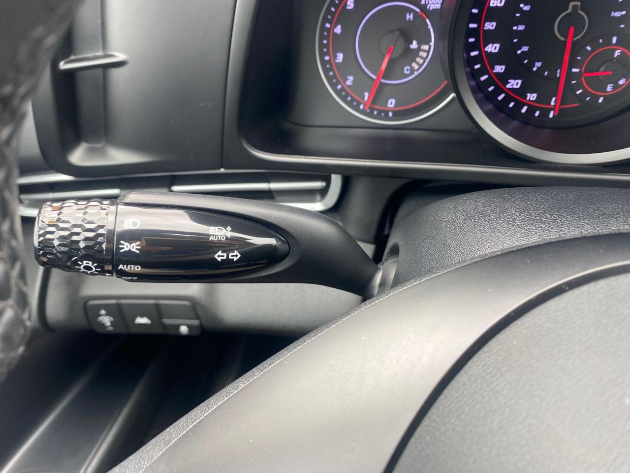 2022 Hyundai Elantra Preferred ~Heated Seats + Wheel ~Camera ~Moonroof Photo