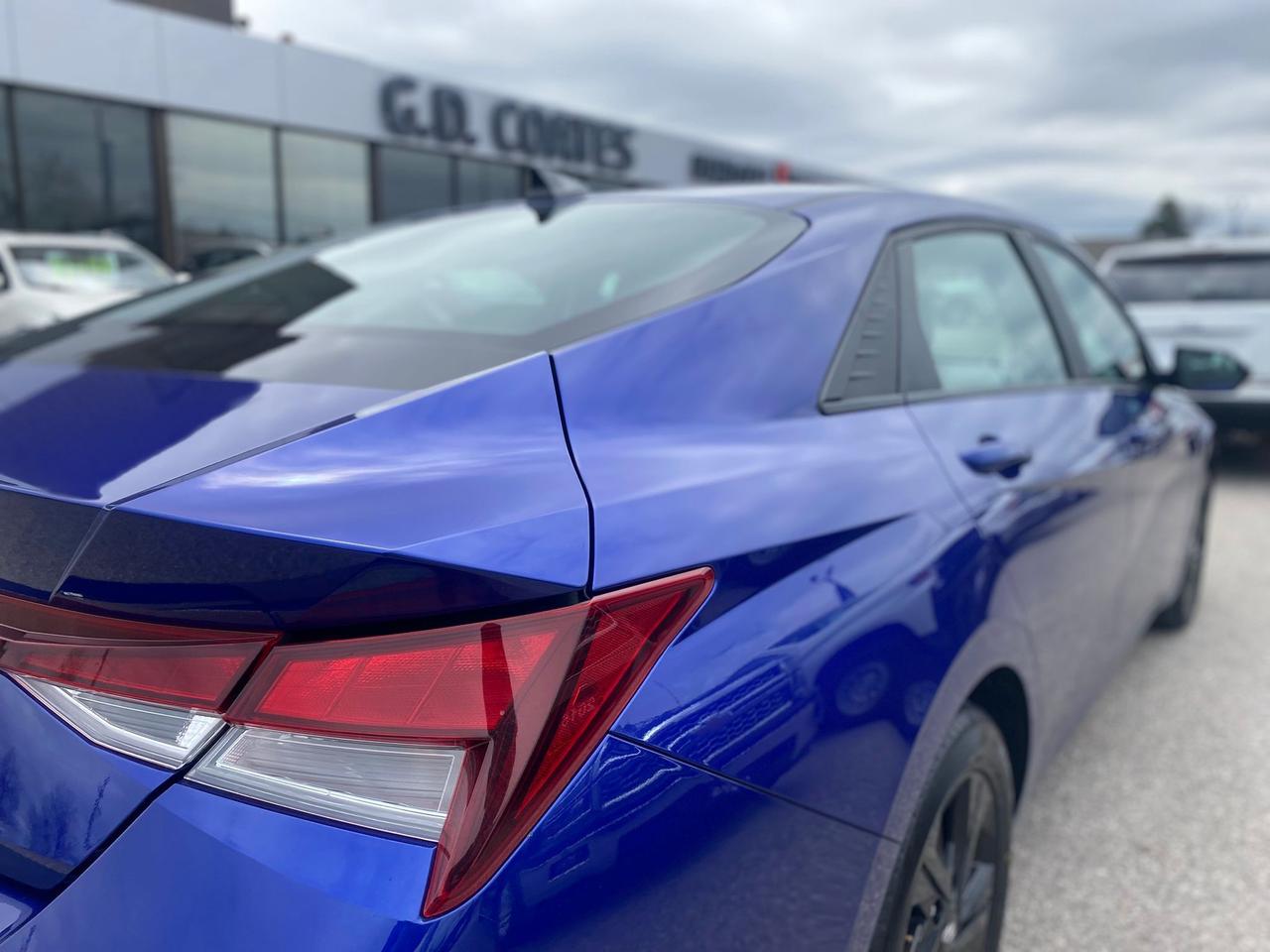 2022 Hyundai Elantra Preferred ~Heated Seats + Wheel ~Camera ~Moonroof Photo