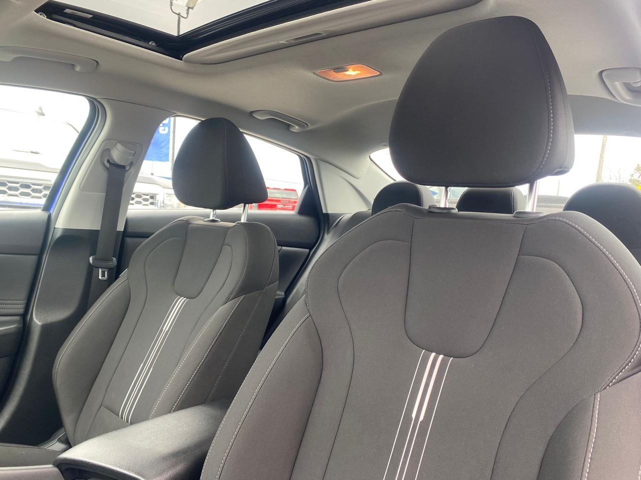 2022 Hyundai Elantra Preferred ~Heated Seats + Wheel ~Camera ~Moonroof Photo