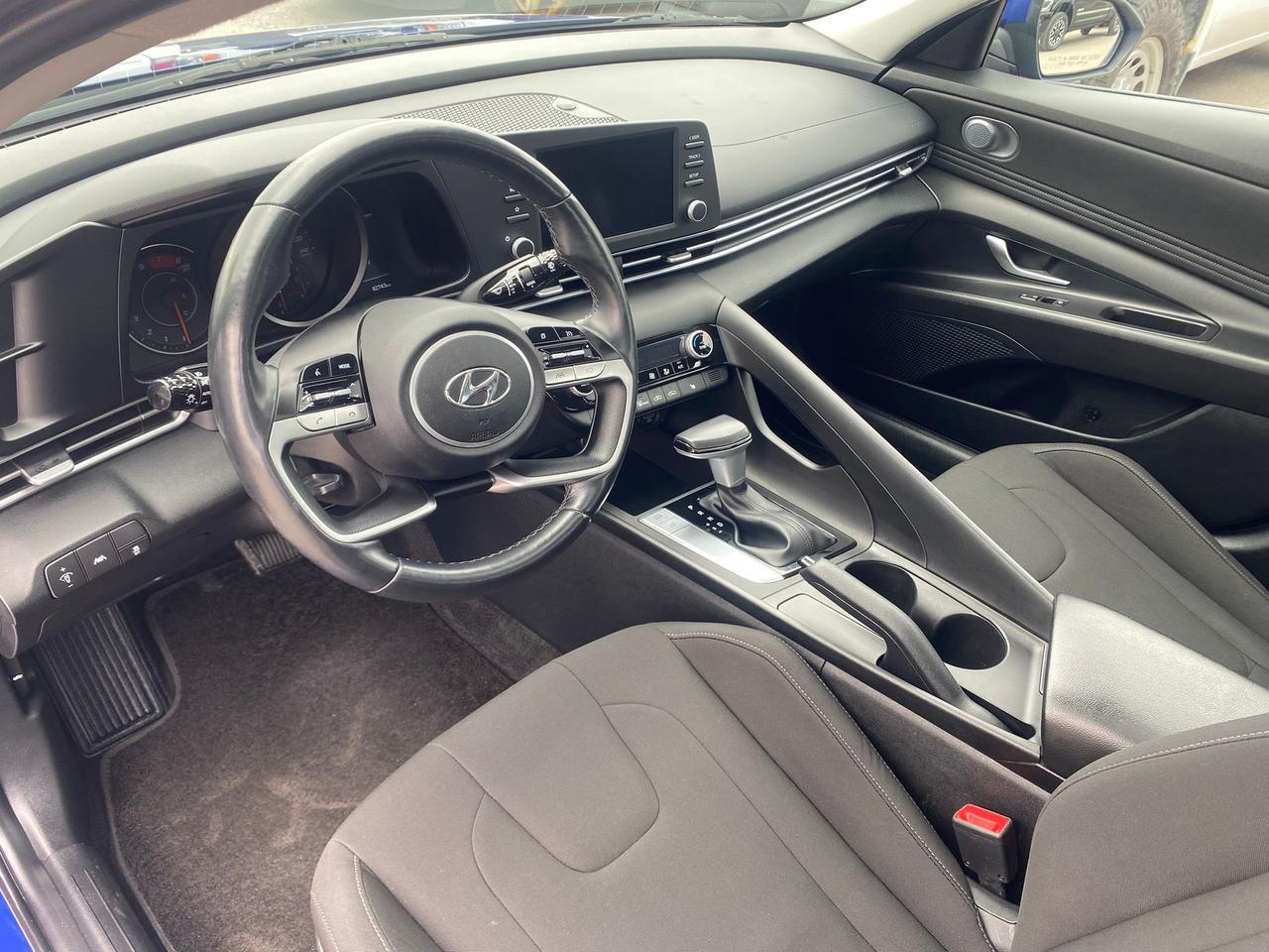 2022 Hyundai Elantra Preferred ~Heated Seats + Wheel ~Camera ~Moonroof Photo