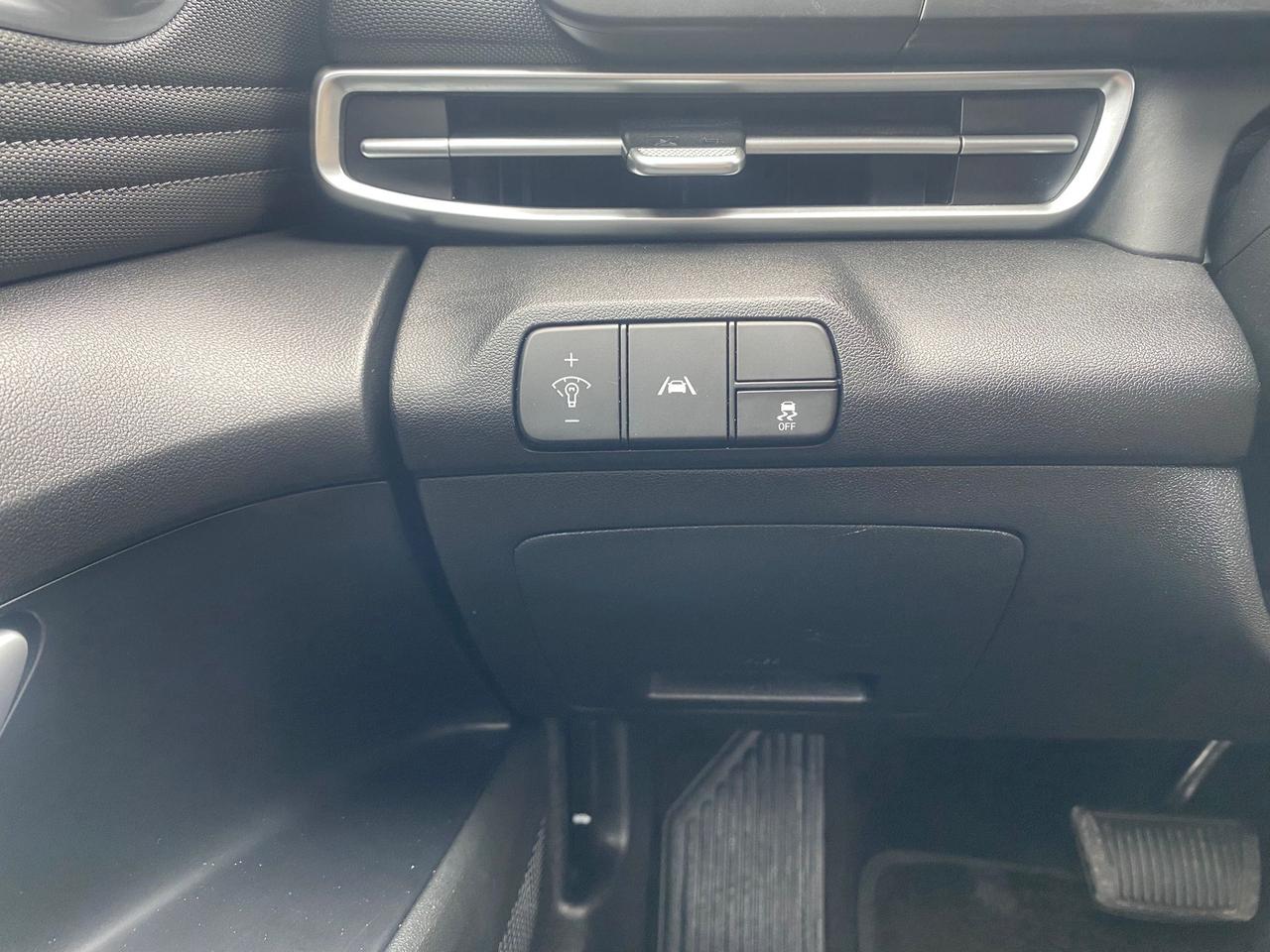 2022 Hyundai Elantra Preferred ~Heated Seats + Wheel ~Camera ~Moonroof Photo