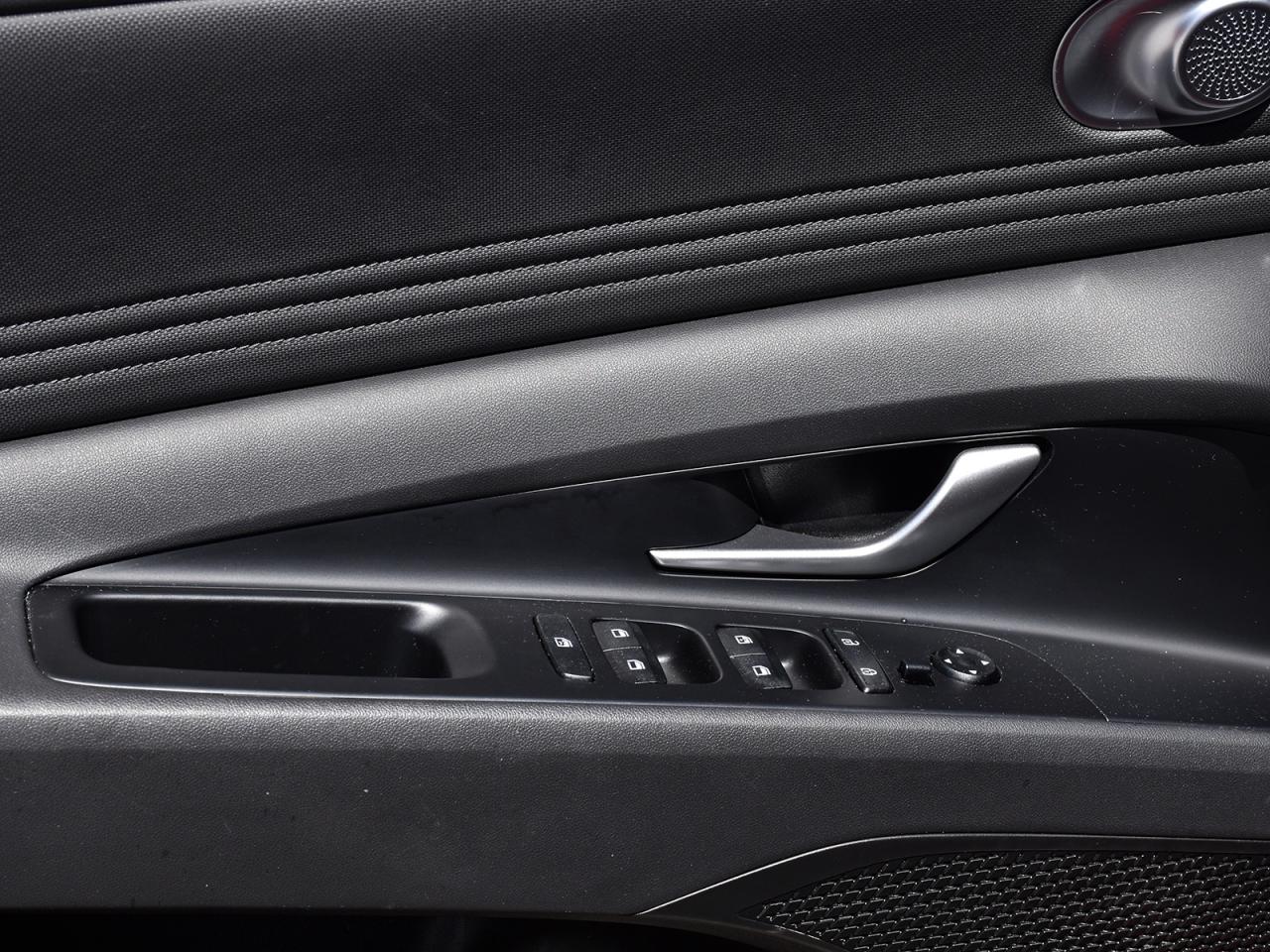 2025 Hyundai Elantra Preferred ~Nav ~Camera ~Heated Seats ~Moonroof Photo