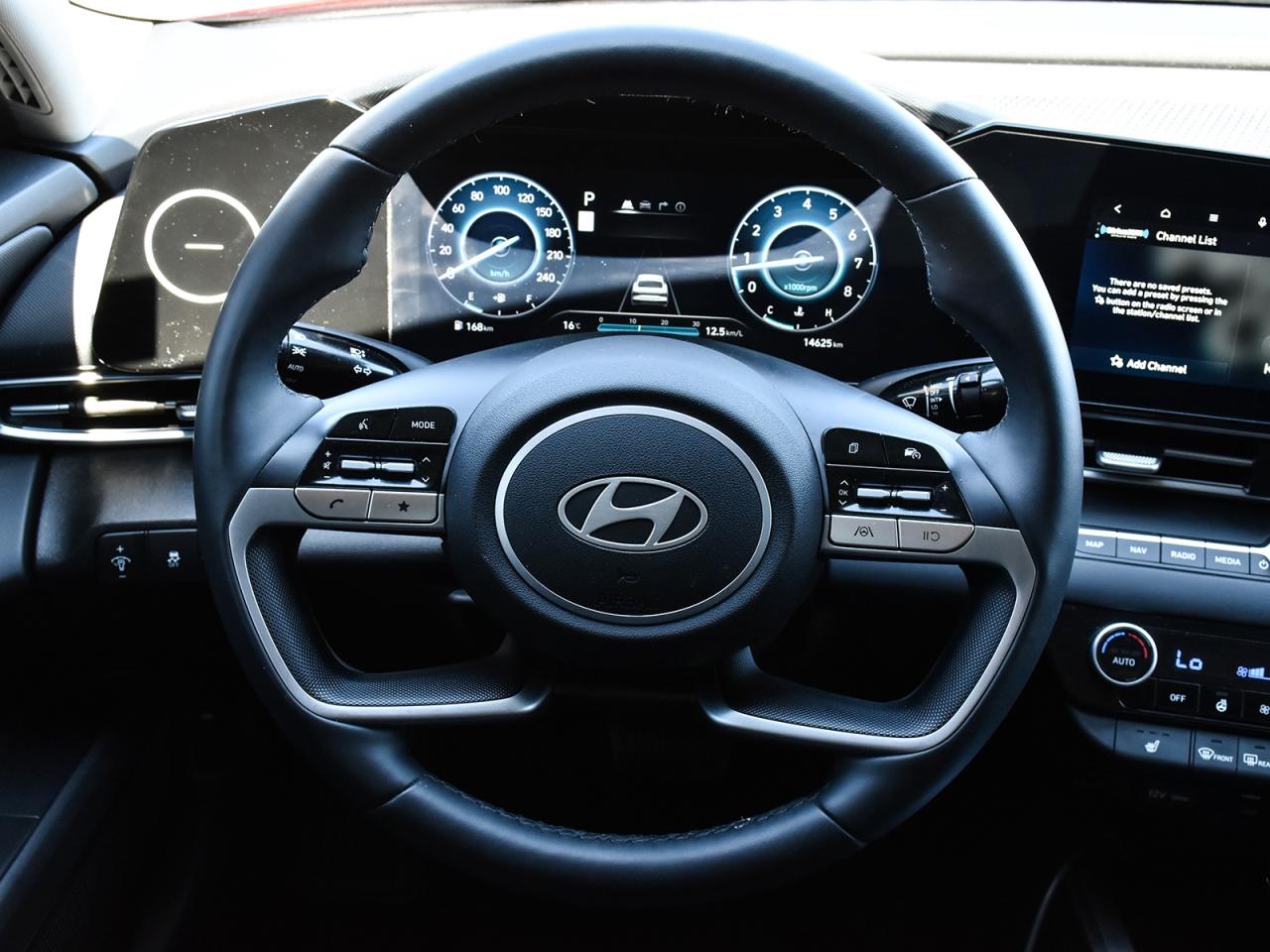 2025 Hyundai Elantra Preferred ~Nav ~Camera ~Heated Seats ~Moonroof Photo