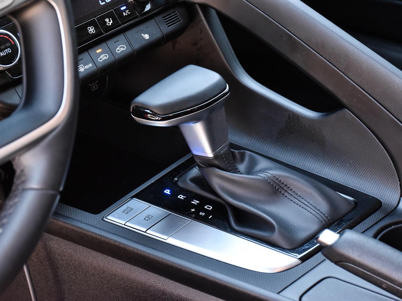 2025 Hyundai Elantra Preferred ~Nav ~Camera ~Heated Seats ~Moonroof Photo