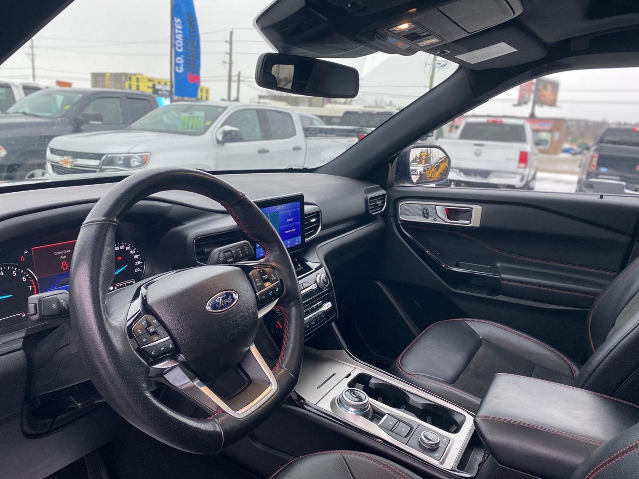 2023 Ford Explorer ST-Line 4x4 ~Leather ~Camera ~Pano Roof ~B&O Audio Photo