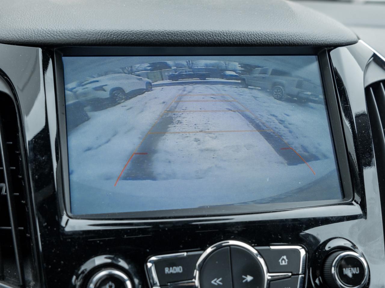 2018 Chevrolet Cruze 4dr Sdn 1.4L Premier   Local trade   Clean carfax! Photo