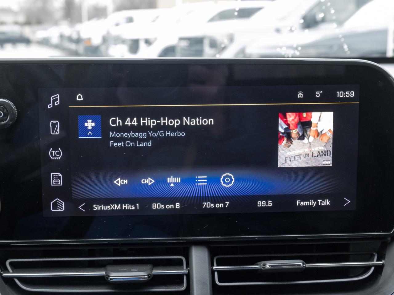 2025 Chevrolet Trax LT Convenience PKG, 17" Wheels, 1.2L Turbo Photo