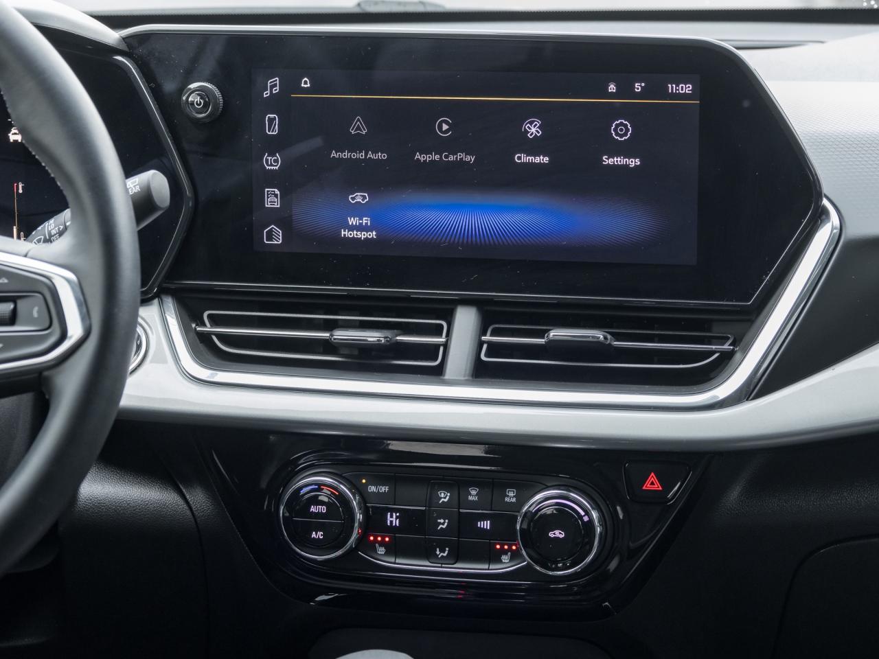 2025 Chevrolet Trax LT Convenience PKG, 17" Wheels, 1.2L Turbo Photo