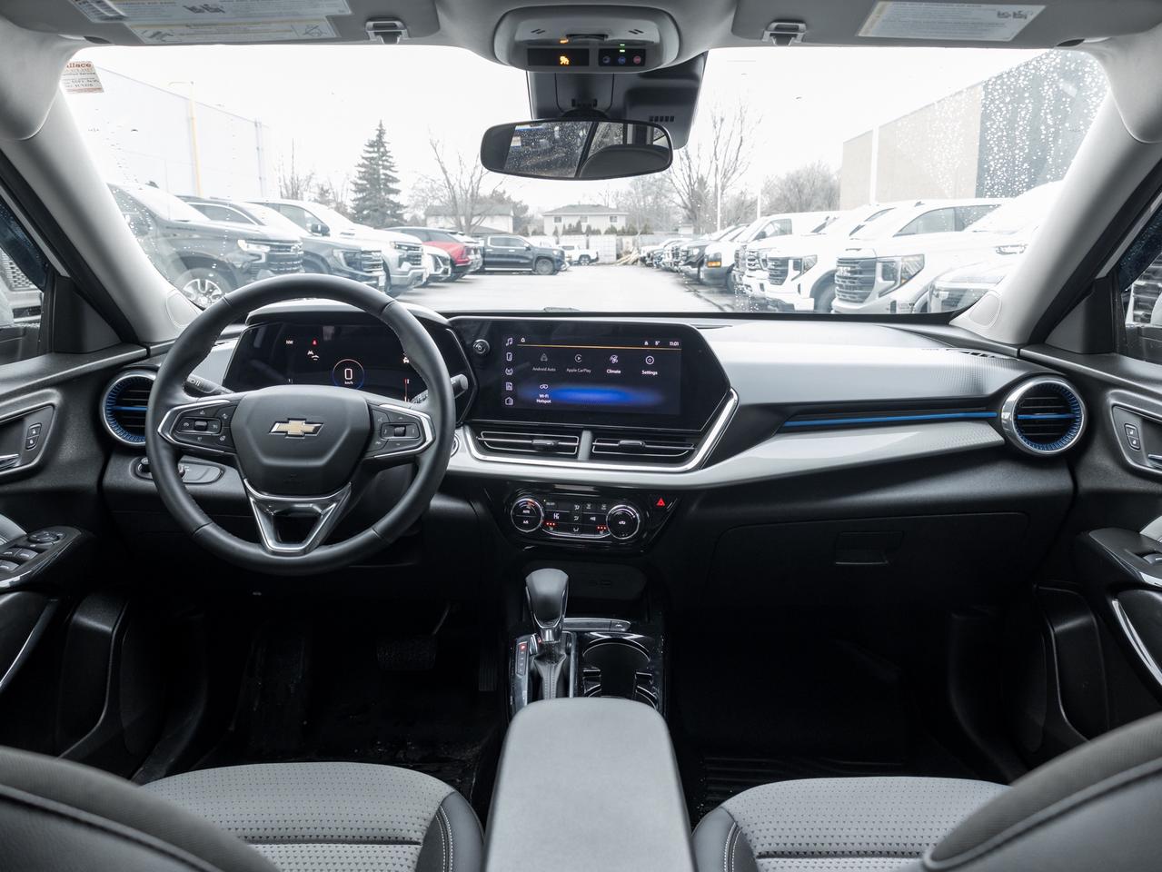 2025 Chevrolet Trax LT Convenience PKG, 17" Wheels, 1.2L Turbo Photo